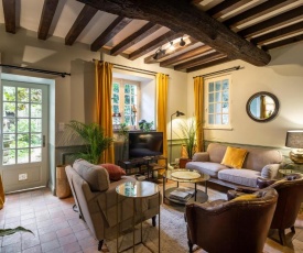 Cottage Livingstone by Cocoonr