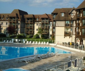 TRES BEL APPARTEMENT 8 PERSONNES WIFI OFFERT